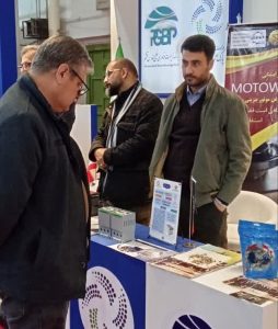 بازدید رئیس جمهور از غرفه شرکت فدک الکترونیک در نمایشگاه